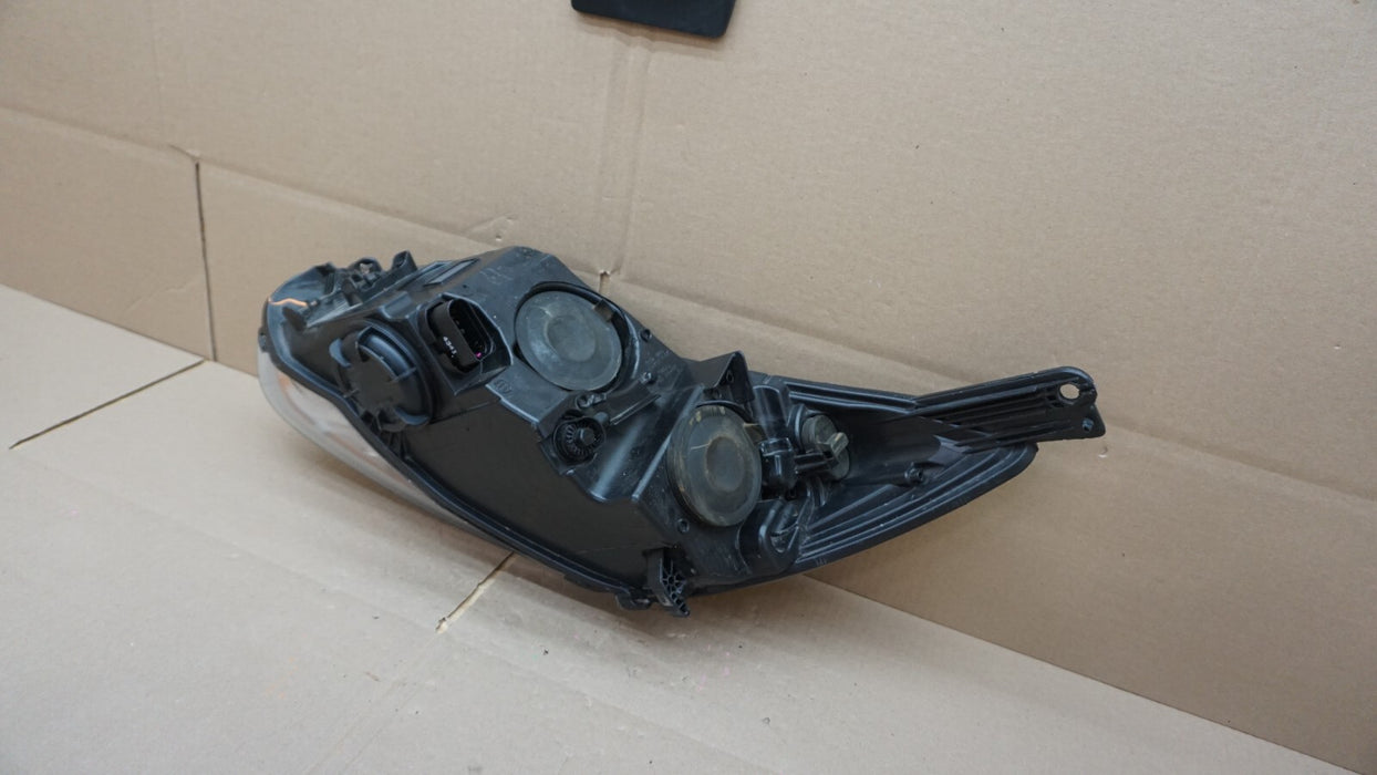 2012-2014 FORD FOCUS FRONT RIGHT PASSENGERS SIDE HEADLIGHT OEM 12 13 14
