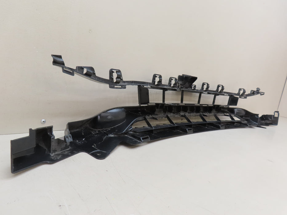 2014-2017 BMW 4 SERIES F32 F33 F36 FRONT AIR INTAKE CENTER INSERT OEM 5111729483