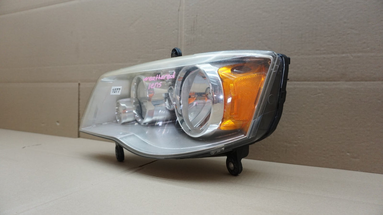 2008-2016 CHRYSTLER TOWN AND COUNTRY LEFT DRIVERS SIDE HEADLIGHT HALOGEN OEM