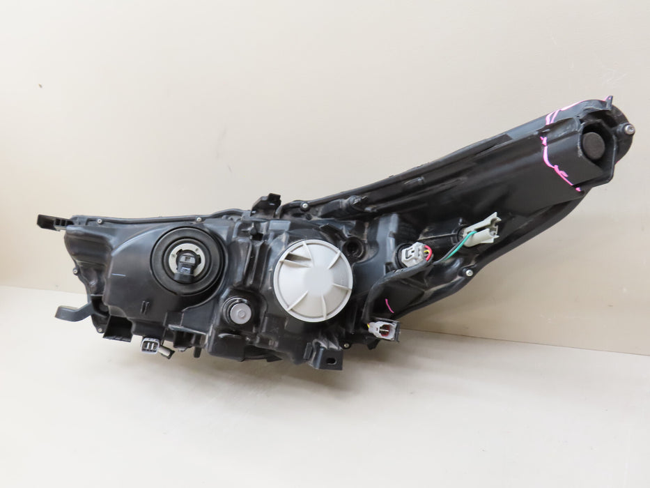 2017 2018 2019 TOYOTA HIGHLANDER FRONT RIGHT PASSENGER HEADLIGHT HALOGEN OEM
