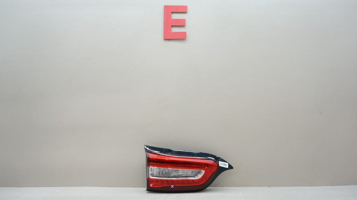 2014-2018 JEEP CHEROKEE REAR LEFT DRIVERS SIDE INNER TAIL LIGHT OEM