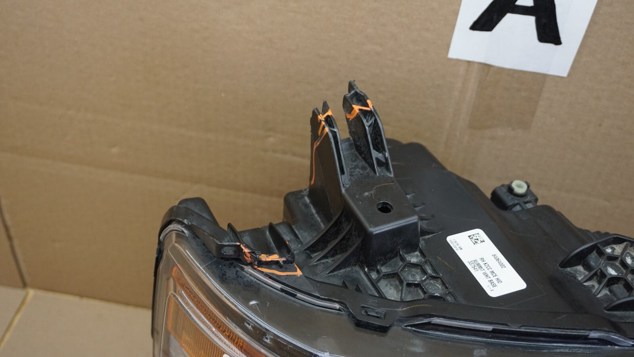 2016-2018 CHEVROLET SILVERADO 1500 FRONT RIGHT PASSENGER SIDE HEADLIGHT LAMP OEM
