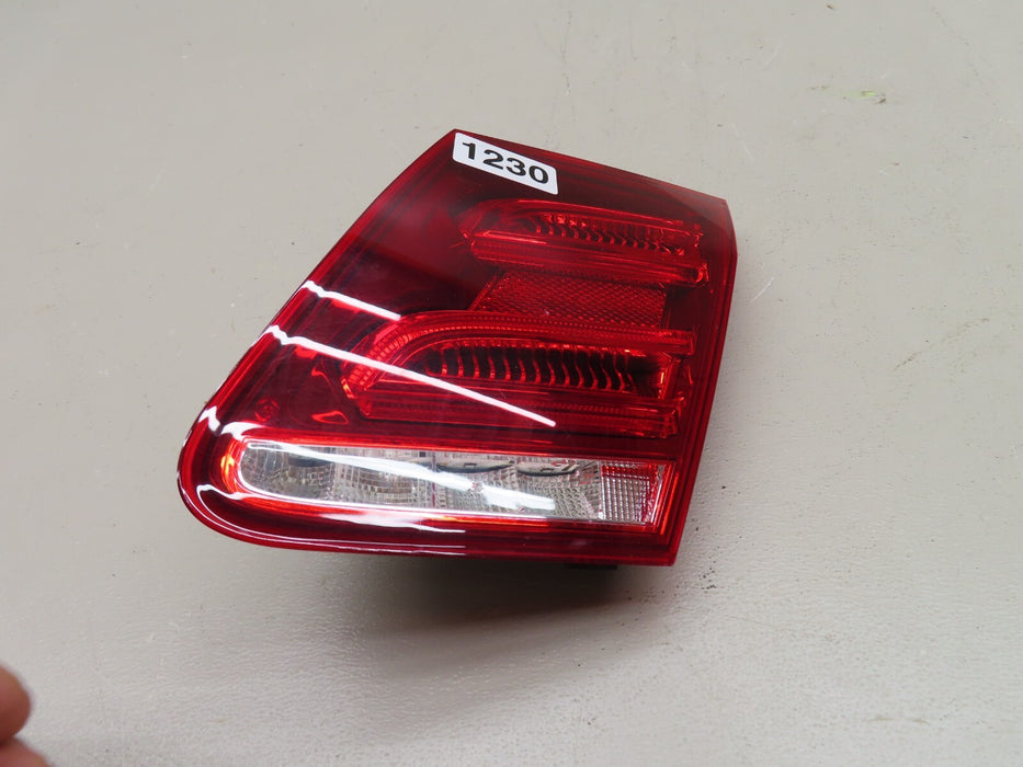 2014-2016 MERCEDES-BENZ W212 E-CALSS SEDAN REAR RIGHT SIDE INNER TAILLIGHT OEM