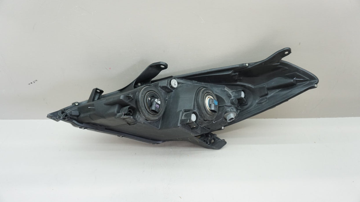 2004-2006 TOYOTA SOLARA FRONT RIGHT PASSENGER HEADLIGHT LAMP HALOGEN OEM 06-66