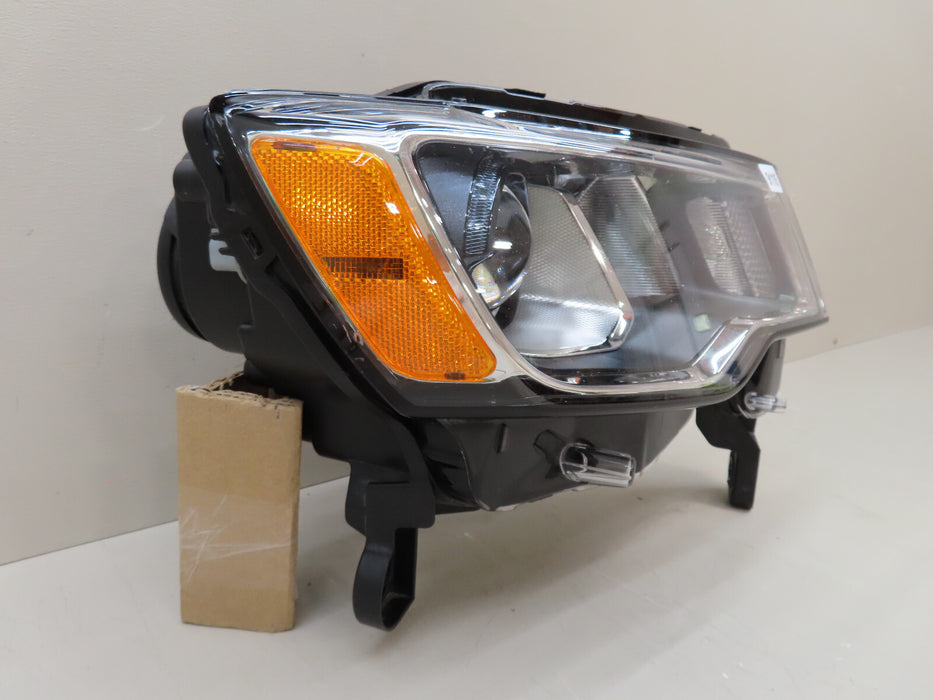 2017-2022 JEEP GRAND CHEROKEE FRONT RIGHT PASSENGER HEADLIGHT HALOGEN OEM