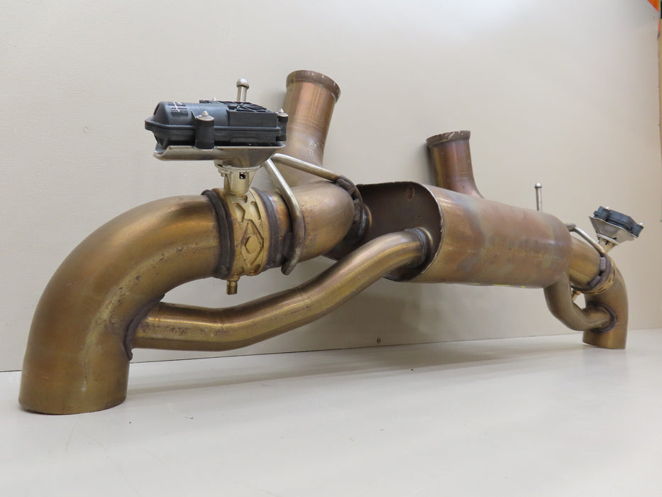 2021 MCLAREN GT REAR EXHAUST MUFFLER OEM 22HA0107GP.01