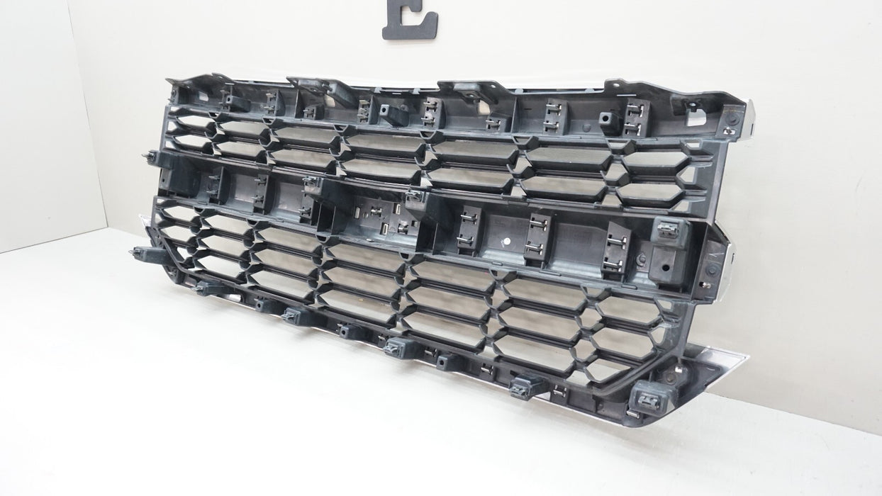 2016-2018 CHEVROLET SILVERADO 1500 LTZ FRONT RADIATOR GRILLE OEM 23383604