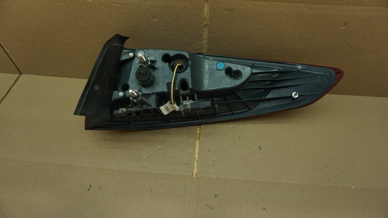2013-2016 FORD FUSION LEFT DRIVER SIDE TAIL LIGHT LED OEM DS73-13405-AK
