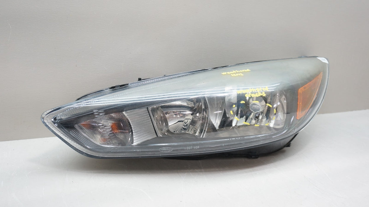 2015-2018 FORD FOCUS FRONT LH LEFT DRIVER SIDE HALOGEN HEADLIGHT OEM