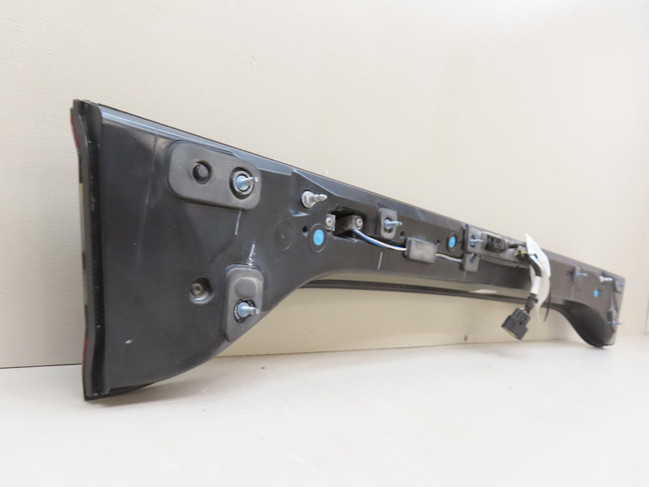 2015-2023 DODGE CHARGER REAR CENTER LAMP TAIL LIGHT BACKUP OEM 68474280AA
