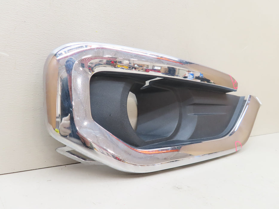 2017-2019 GMC ACADIA FRONT RIGHT PASSENGER SIDE FOG LIGHT COVER BEZEL OEM