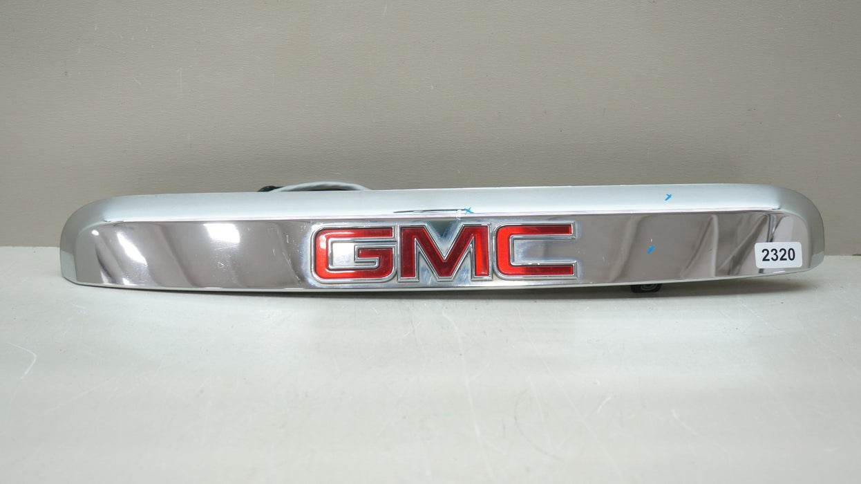 2007-2012 GMC ACADIA REAR CHROME TRUNK MOLDING TRIM W/ CAMERA 25804455 OEM