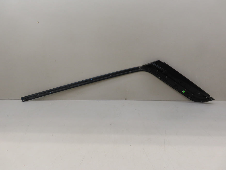 2021-2023 JEEP GRAND CHEROKEE L REAR RIGHT QUARTER WINDOW UPPER MOLDING OEM