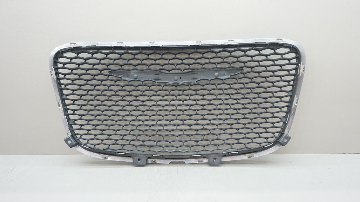2015-2017 CHRYSLER 300 LX FRONT BUMPER RADIATOR GRILLE OEM 5SW08TRMAA
