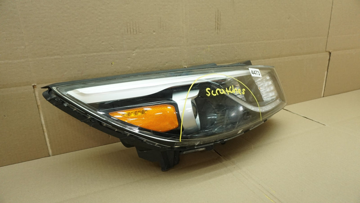 2015-2018 KIA SEDONA RIGHT PASSENGER SIDE HEADLIGHT XENON HID OEM 92102A9120