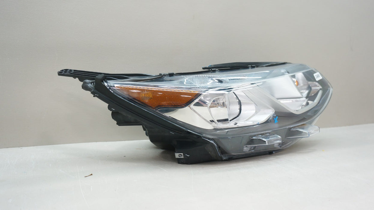 2016-2019 CHEVROLET VOLT FRONT RIGHT SIDE HALOGEN HEADLIGHT OEM 84127386