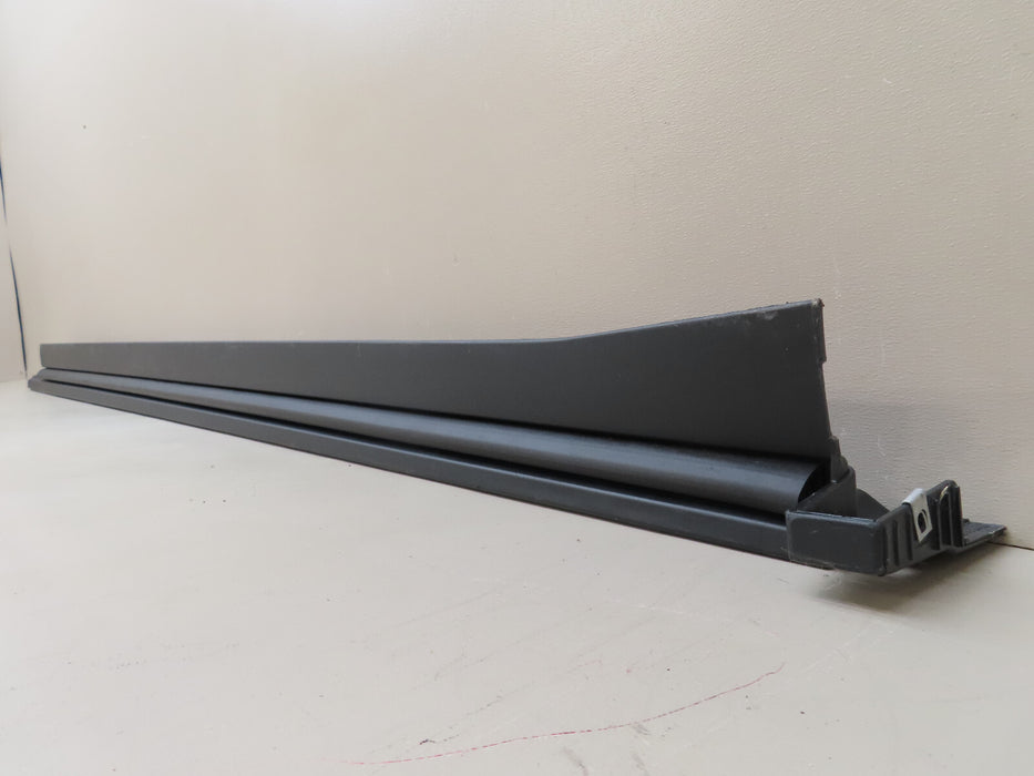 2020-2024 CADILLAC XT6 LEFT DRIVER SIDE ROCKER SKIRT PANEL OEM 84796618