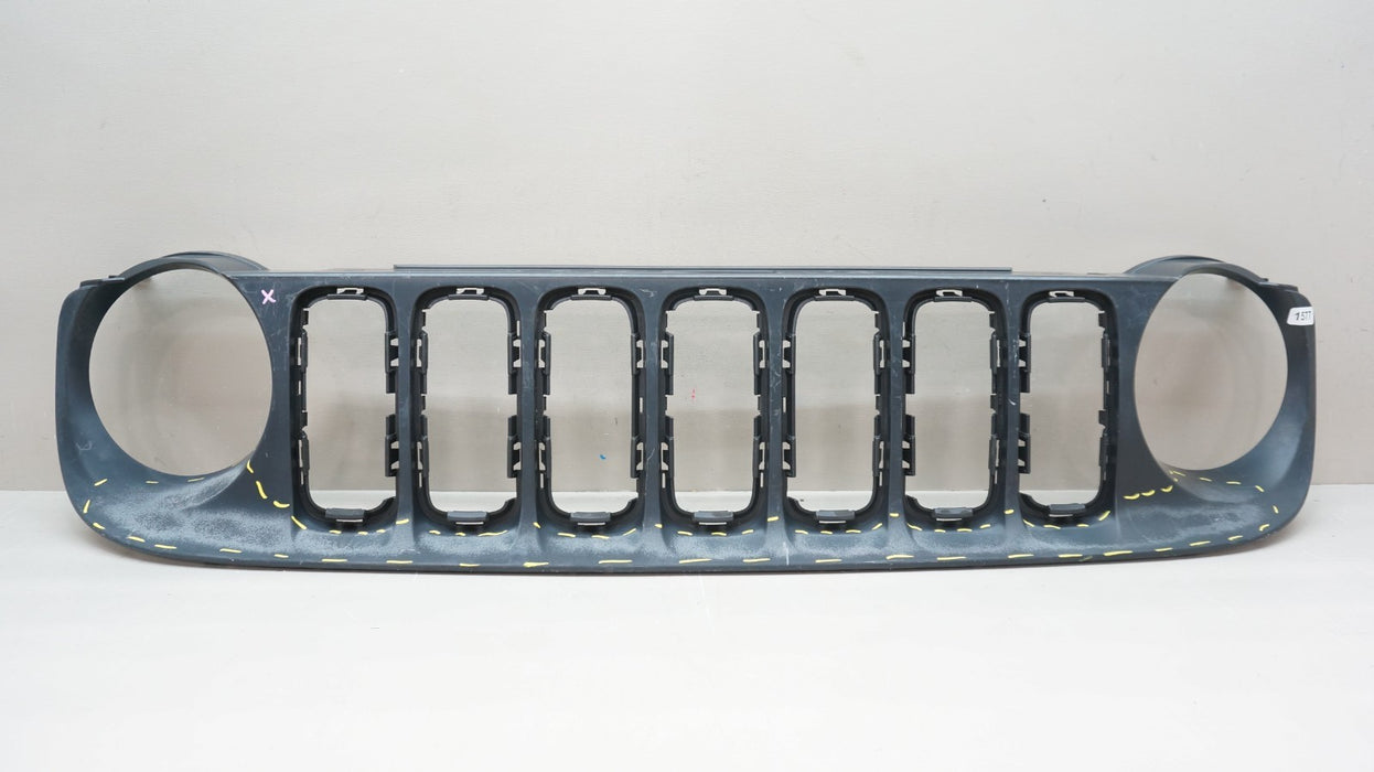 2015-2018 JEEP RENEGADE FRONT BUMPER RADIATOR GRILLE OEM 735587825