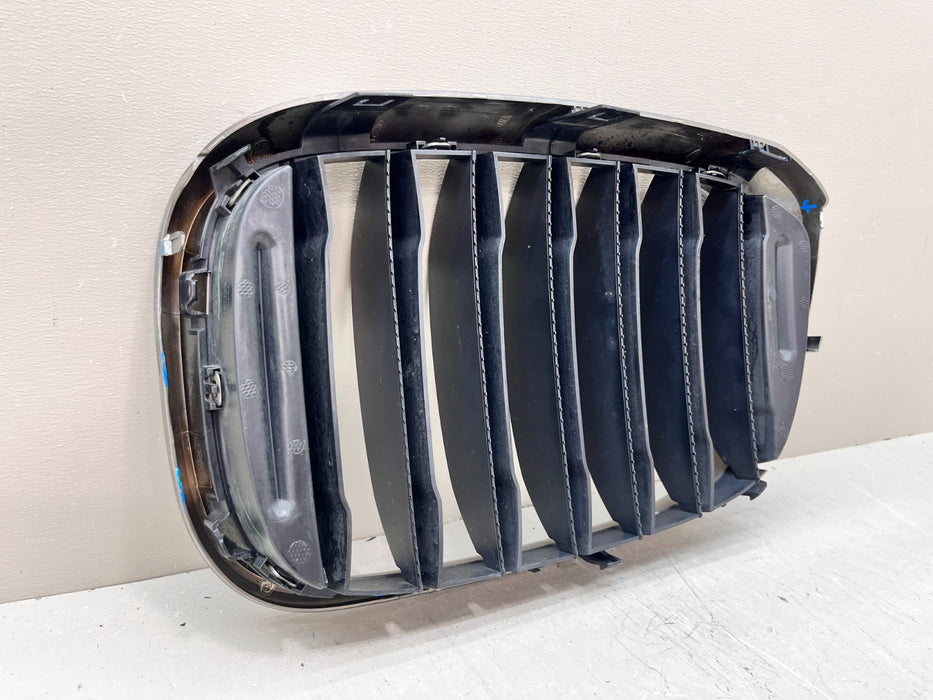 2018-2021 BMW X4 G02 RH RIGHT UPPER KIDNEY GRILLE OEM BM011.2Y20.XX00