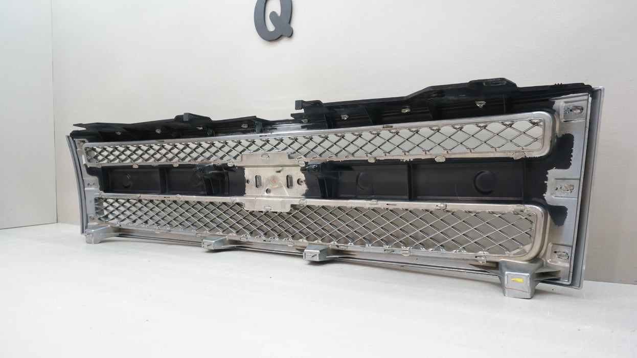 2007-2013 CHEVROLET SILVERADO 1500 FRONT BUMPER RADIATOR GRILLE OEM 15131717