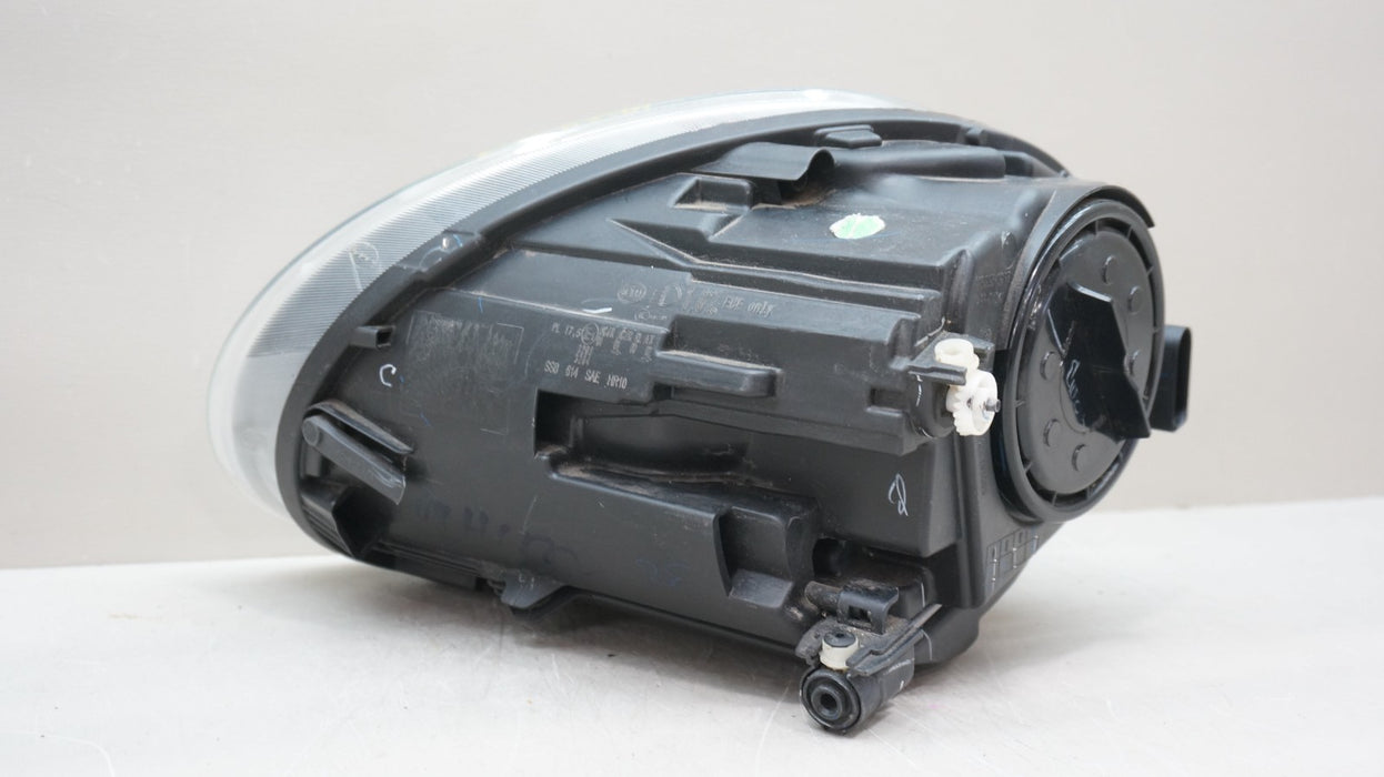 2012-2019 VOLKSWAGEN BEETLE FRONT RIGHT PASSENGER SIDE HALOGEN HEADLIGHT OEM