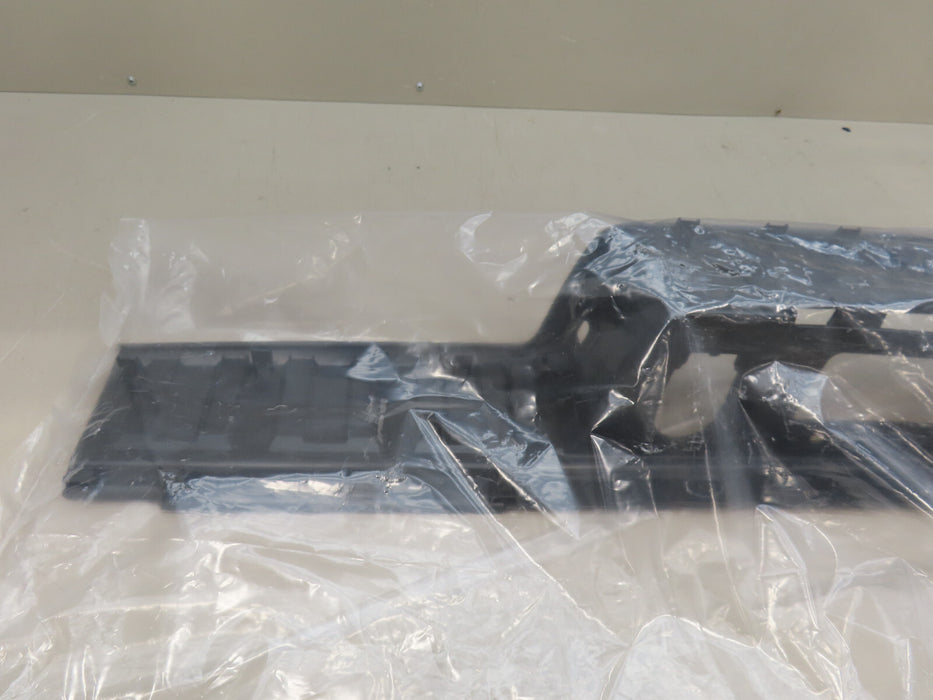 2015-2022 CHEVROLET COLORADO/GMC CANYON REAR UPPER STEP PAD BUMPER COVER OEM