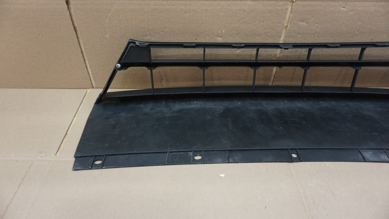 2016-2019 HONDA CIVIC FRONT LOWER BUMPER GRILL GRILLE OEM 16 17 18 19