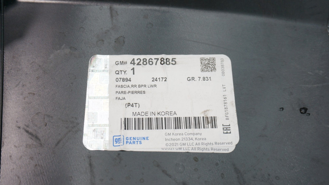 2024-2025 CHEVROLET TRAX REAR LOWER BUMPER COVER VALANCE OEM 42780299