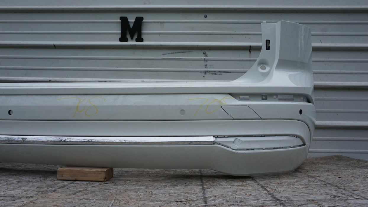 2018-2020 VOLVO XC60 T6 REAR BUMPER COVER OEM 18 19 20