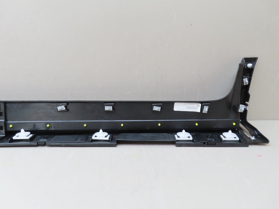 2018-2020 CHEVROLET EQUINOX RIGHT ROCKER SKIRT MOLDING COVER PANEL OEM 84713654
