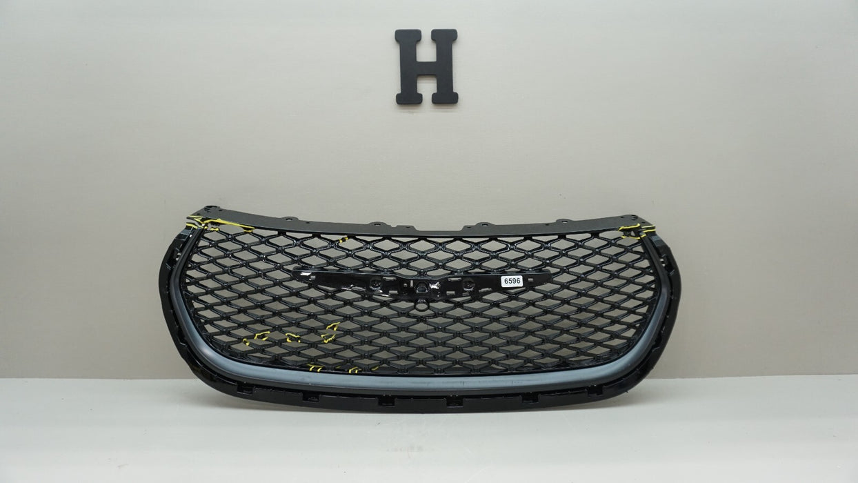 2021-2023 CHRYSLER PACIFICA FRONT CENTER RADIATOR GRILLE OEM 6WF26TRMAC