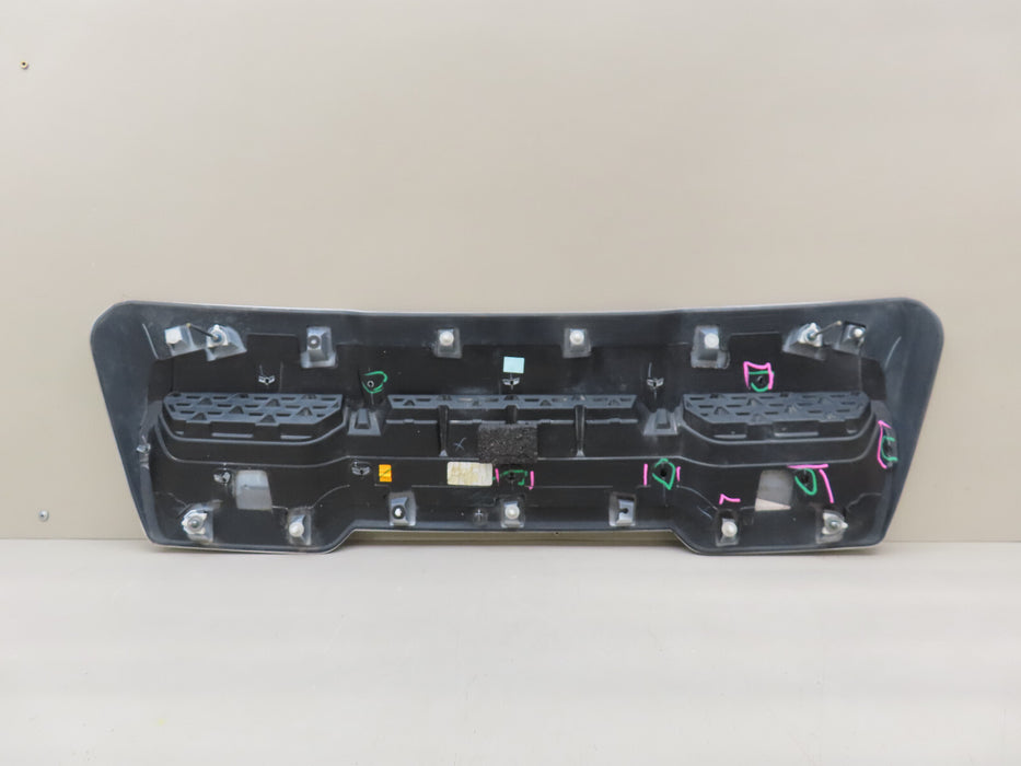 2020-2023 GMC SIERRA 2500 3500 FRONT HOOD VENT OEM