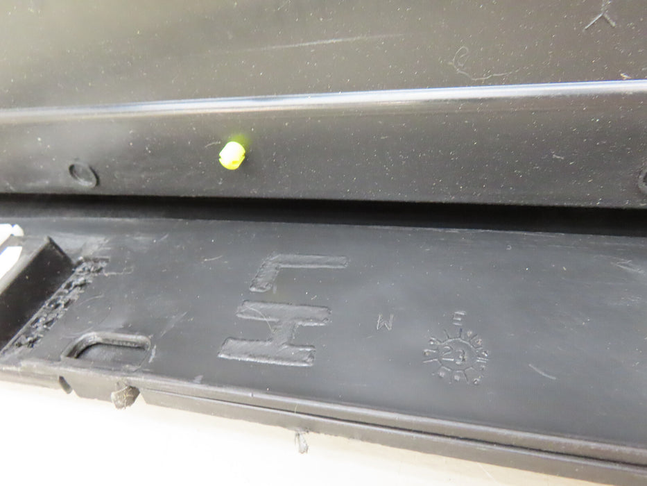 2018-2023 CHEVROLET EQUINOX LEFT DRIVER SIDE ROCKER PANEL SKIRT MOLDING OEM