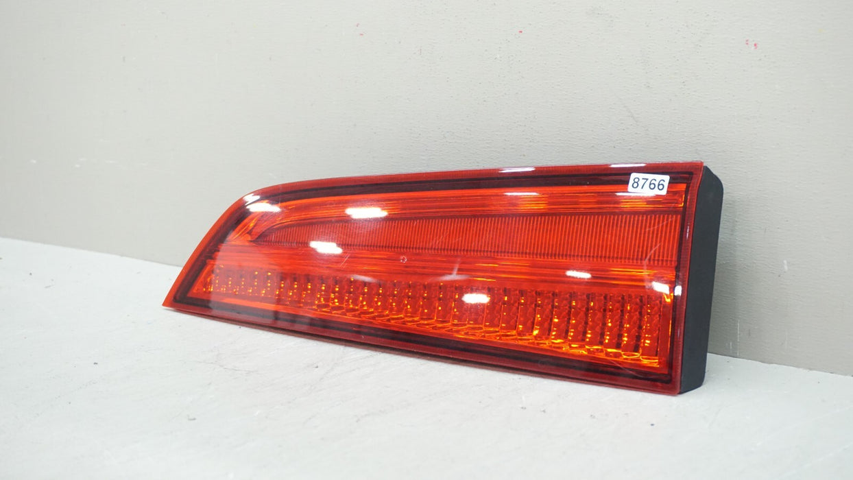 2016-2018 HONDA PILOT REAR RH RIGHT PASSENGER SIDE INNER TAIL LIGHT OEM
