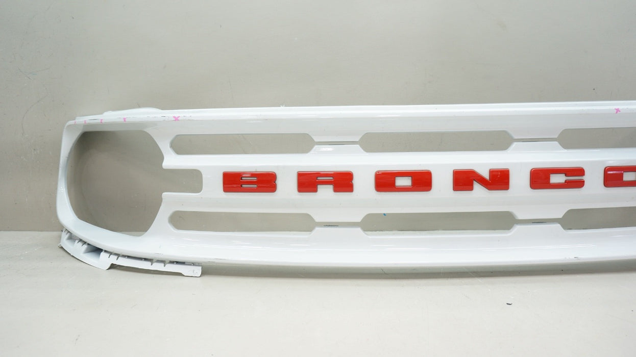 2021-2024 FORD BRONCO SPORT FRONT BUMPER GRILLE OEM M1PB-8200-C