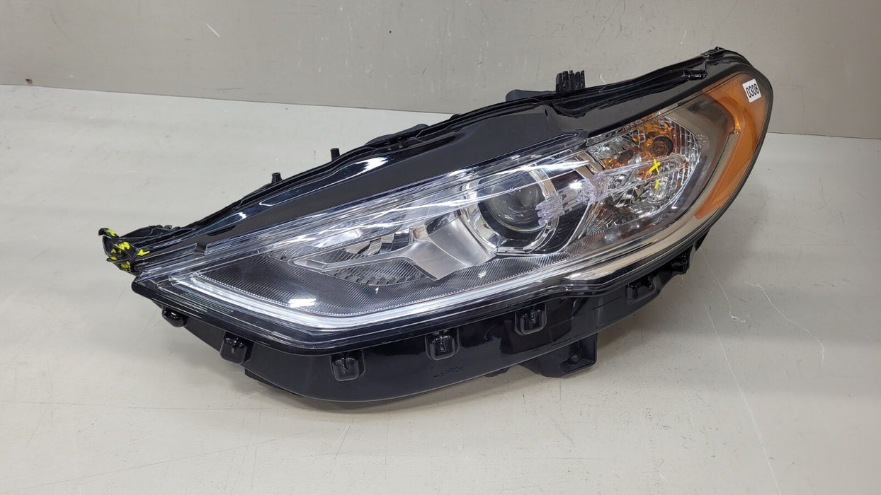 2017 2018 2019 2020 FORD FUSION FRONT LEFT DRIVER HEADLIGHT HALOGEN
