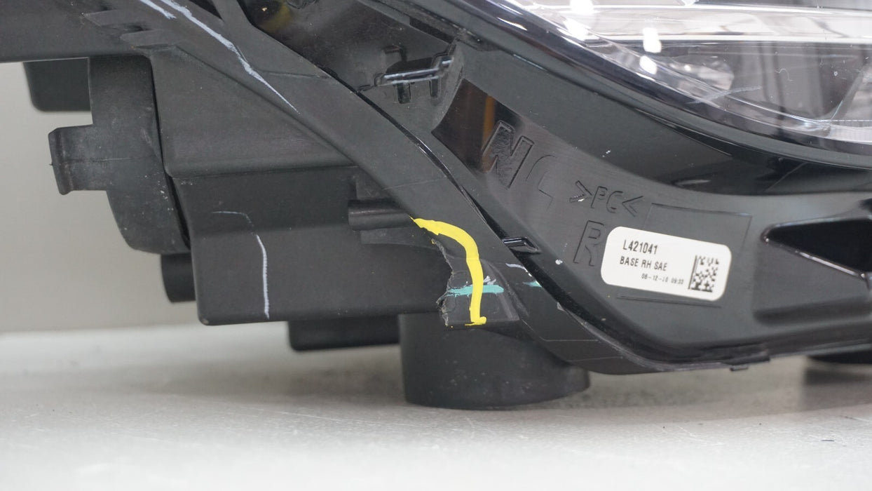 2019-2023 VOLKSWAGEN JETTA FRONT RIGHT PASSENGER SIDE HEADLIGHT LED OEM