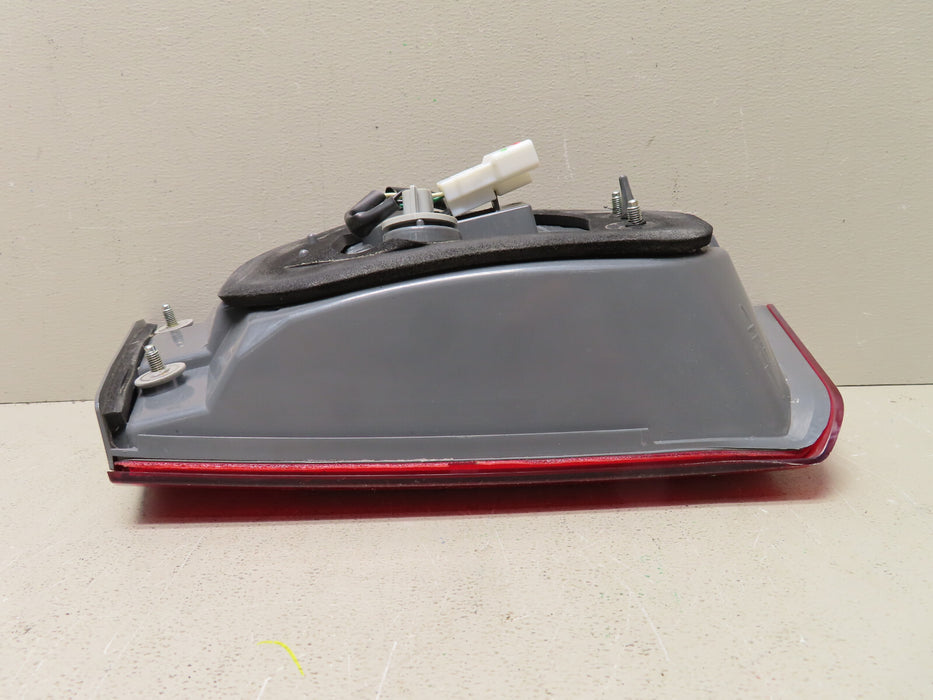 2009-2010 HYUNDAI SONATA RH RIGHT PASSENGER INNER LID TAILLIGHT TAIL LIGHT OEM