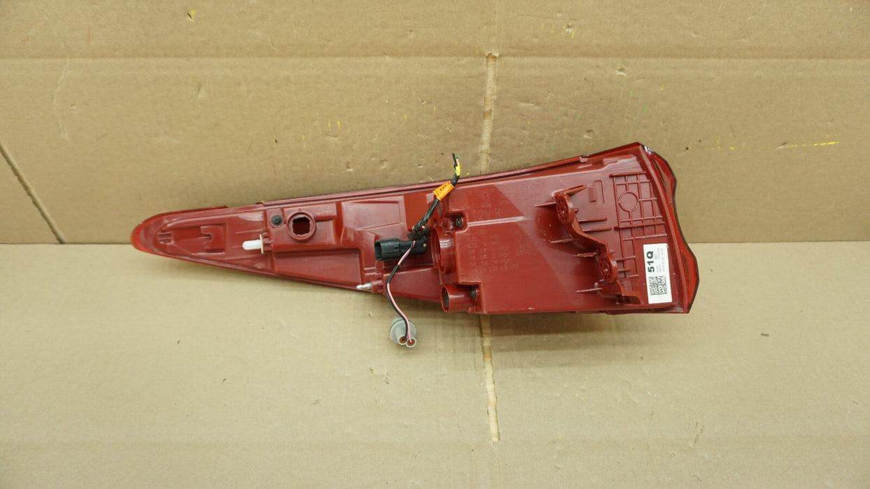 2020-2022 KIA SPORTAGE REAR RIGHT PASSENGER SIDE TAIL LIGHT LED OEM 92402-D95