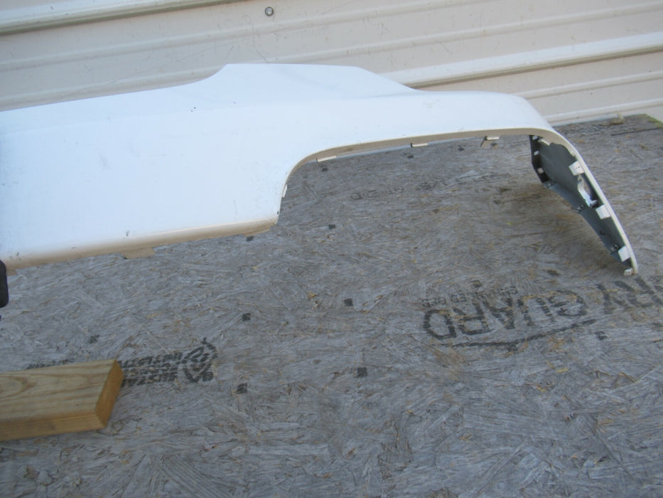 2007-2008 SATURN VUE FRONT UPPER BUMPER COVER PANEL WHITE PLASTIC FACTORY OEM