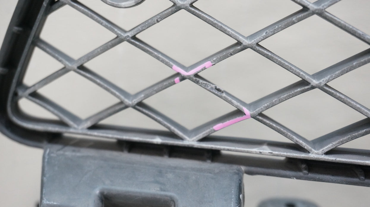 2013-2017 MERCEDES-BENZ SL550 R231 FRONT LOWER BUMPER GRILLE OEM A2318851123