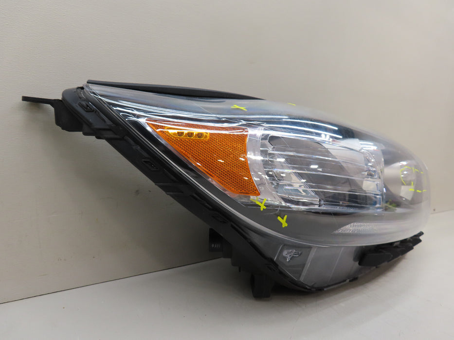 2016-2018 KIA SORENTO FRONT RIGHT PASSENGER HEADLIGHT HALOGEN W/LED OEM 92102-C6