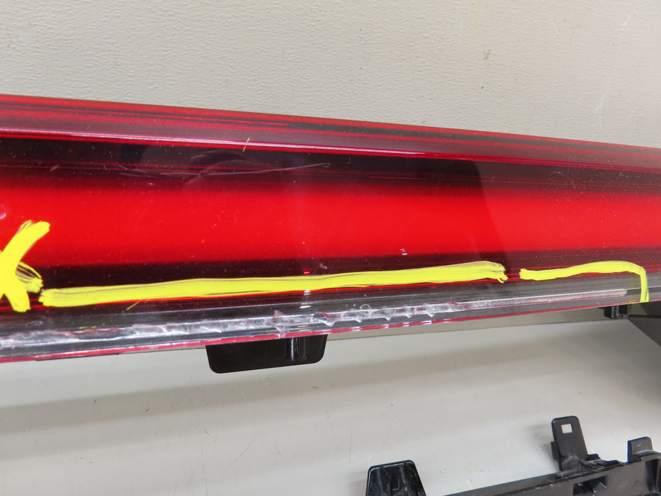 2020-2024 LINCOLN AVIATOR REAR CENTER TRUNK TAIL LIGHT LED W/CAMERA OEM