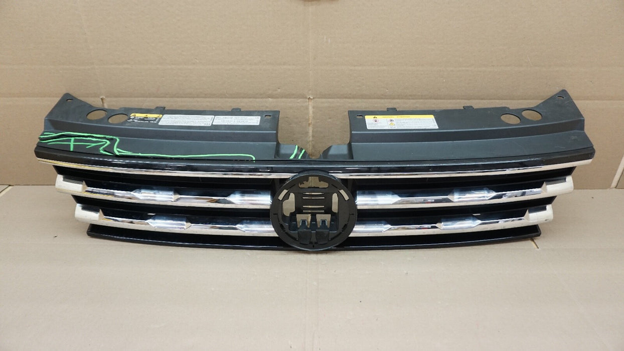 2018-2021 VOLKSWAGEN TIGUAN FRONT CENTER GRILL GRILLE OEM 18 19 20 21