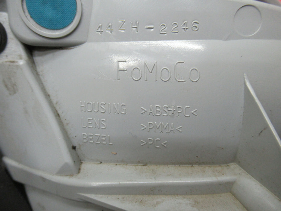 2015 2016 2017 2018 Ford Focus Sedan REAR RIGHT INNER TAIL LIGHT OEM