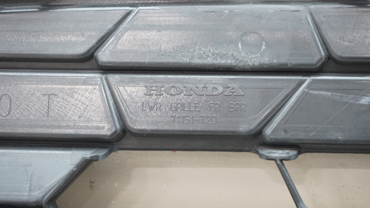 2022-2023 HONDA CIVIC FRONT LOWER BUMPER GRILLE OEM 71151-T20
