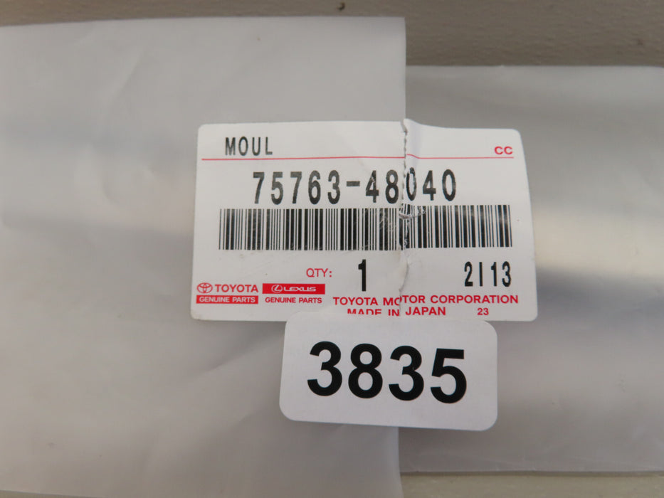 2021 2022 2023 TOYOTA VENZA REAR RIGHT DOOR REVEAL MOLDING OEM 75763-48040