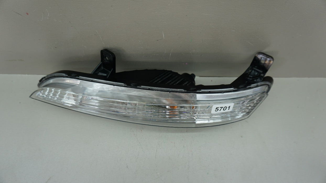 2013-2017 CHEVROLET TRAVERSE LEFT DRIVER SIDE TURN SIGNAL LIGHT OEM 23305608