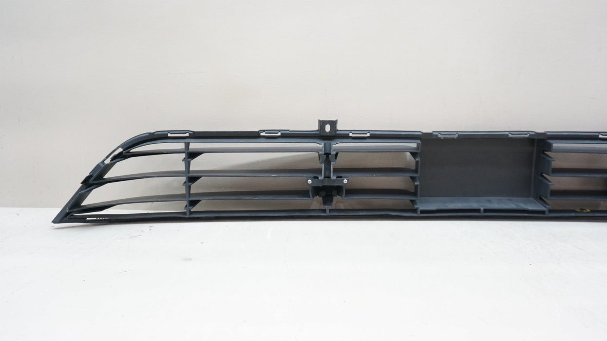 2018-2020 INFINITI QX80 FRONT LOWER BUMPER GRILLE OEM 622566GW0E