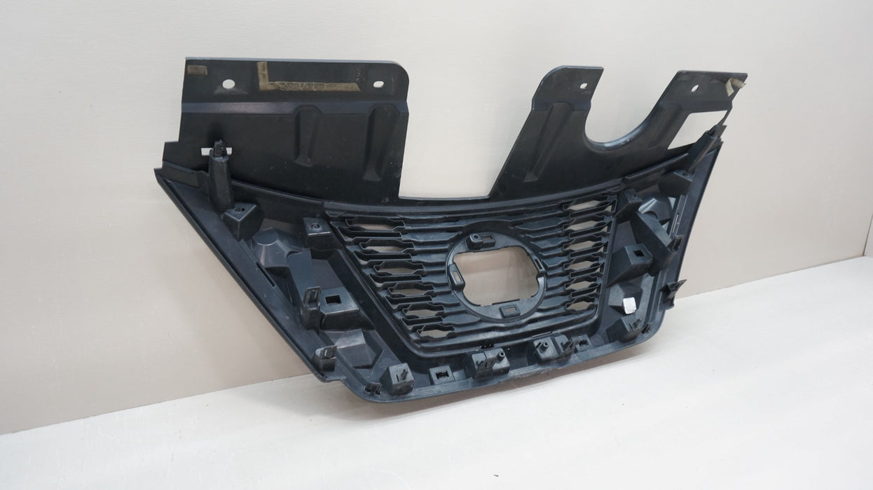 2017-2020 NISSAN ROGUE FRONT UPPER BUMPER RADIATOR GRILLE OEM